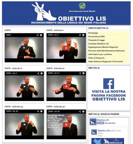 Website interface displaying multiple video thumbnails, each featuring a man in a suit presenting, with italian text and links for additional information.